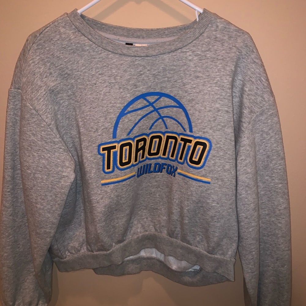 H & M Crop Crewneck